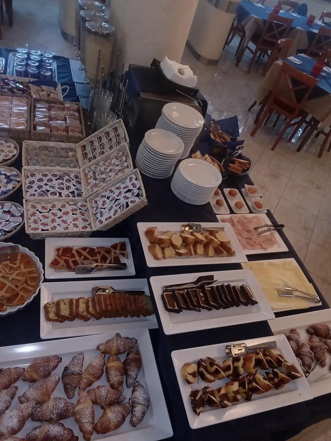 Hotel Ambasciata Cesenatico Eksteriør bilde