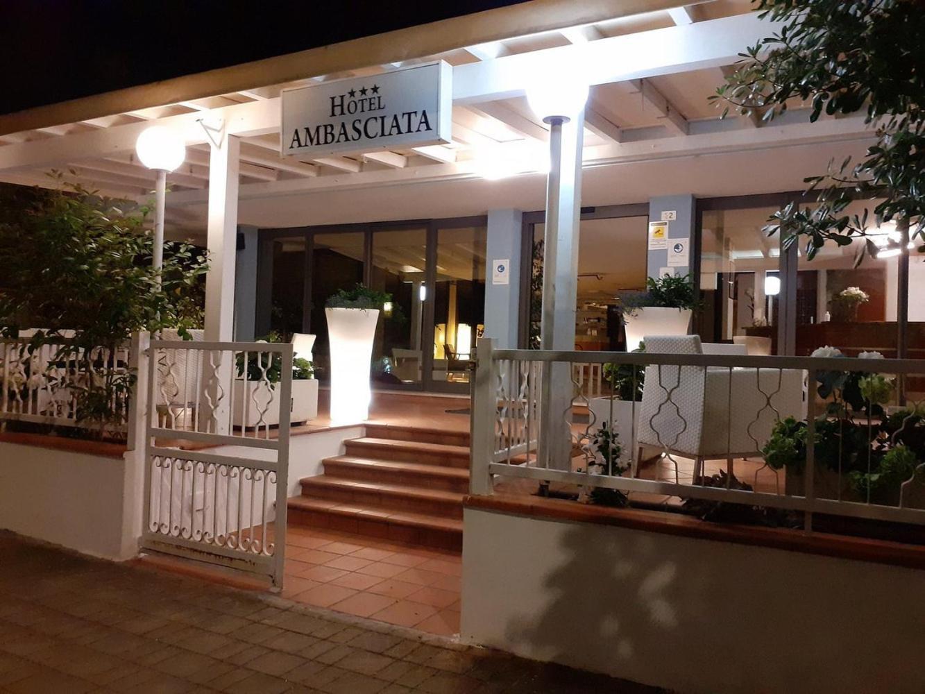 Hotel Ambasciata Cesenatico Eksteriør bilde