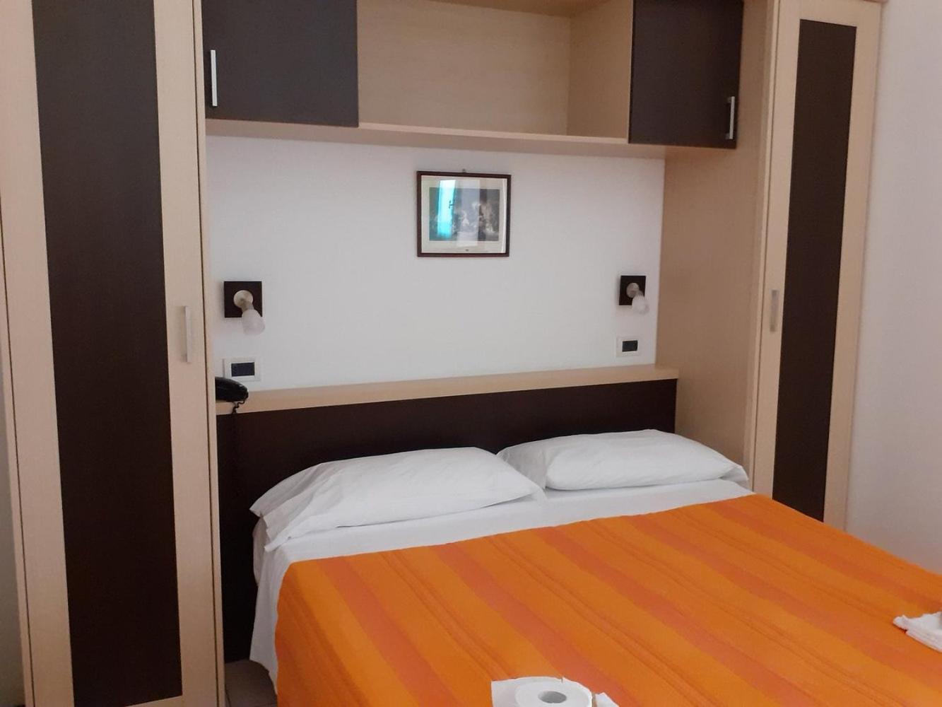 Hotel Ambasciata Cesenatico Eksteriør bilde