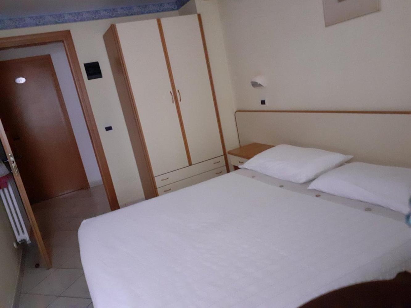 Hotel Ambasciata Cesenatico Eksteriør bilde