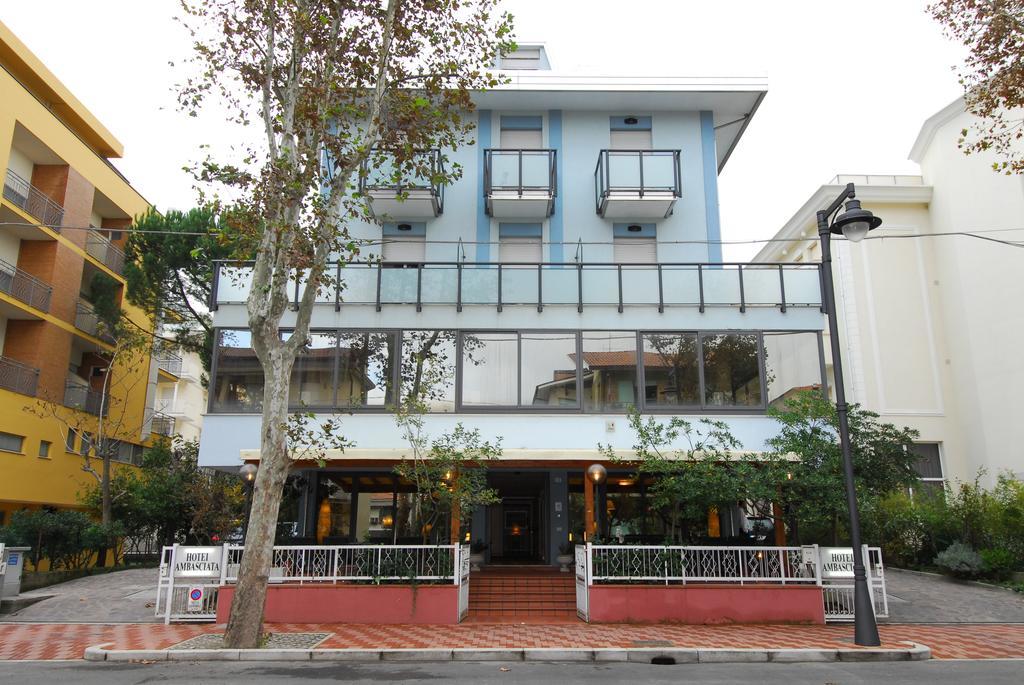 Hotel Ambasciata Cesenatico Eksteriør bilde